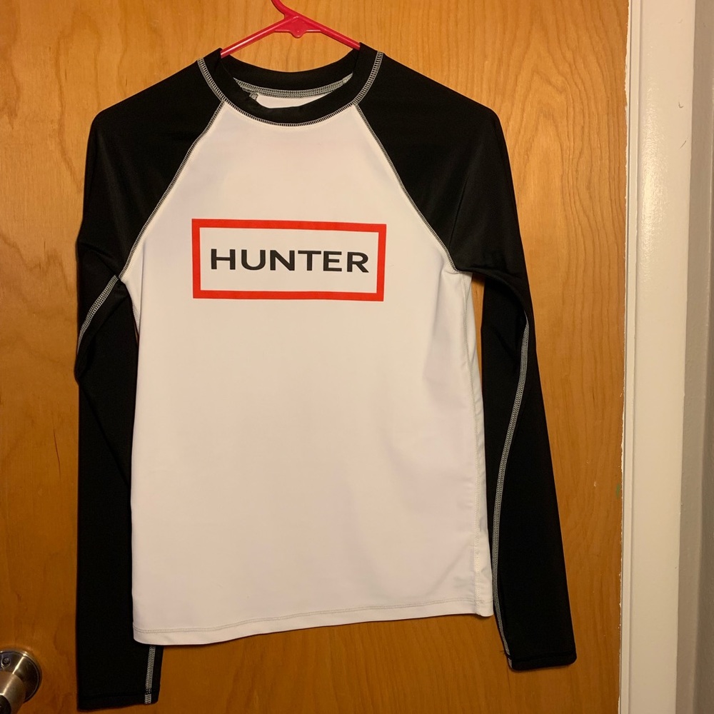 NWOT Hunter top